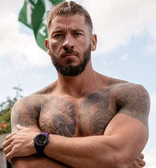 2023-08-19-LUMINOX-0576-F-1x1_compressed_relative_080.jpg