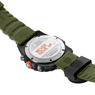 Bear Grylls Survival Master, Limited Edition, 45 mm, Outdoor Uhr - XB.3741.OLIVE