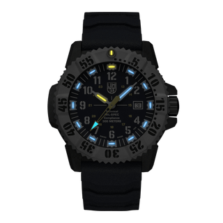 MIL-SPEC, 46 mm, Militäruhr / Taucheruhr - 3355.SET, Nachtansicht mit grünen und orangenen Leuchtröhren