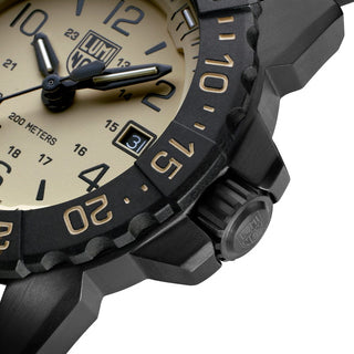 Navy Seal Foundation, 45 mm, Military / Diver Watch - 3251.CBNSF.SET, Detailansicht Ziffernblatt und Krone